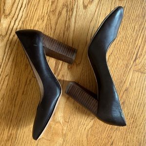 VGUC Black Louise et Cie Heels